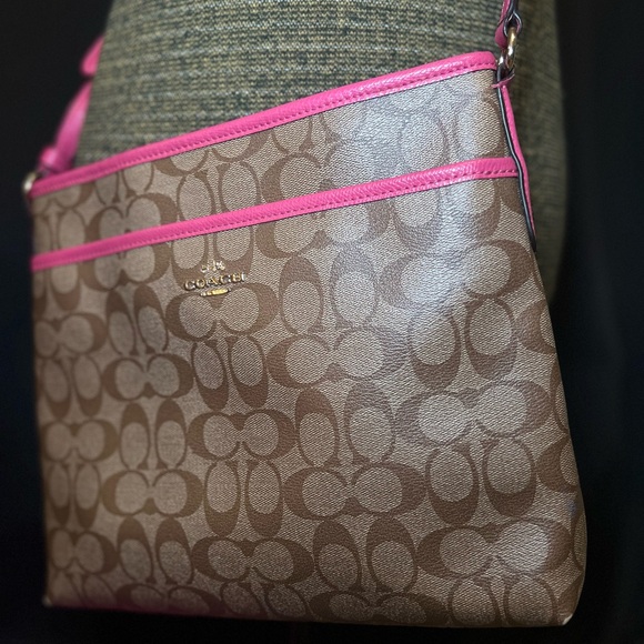 Coach Handbags - Coach signature print canvas crossbody